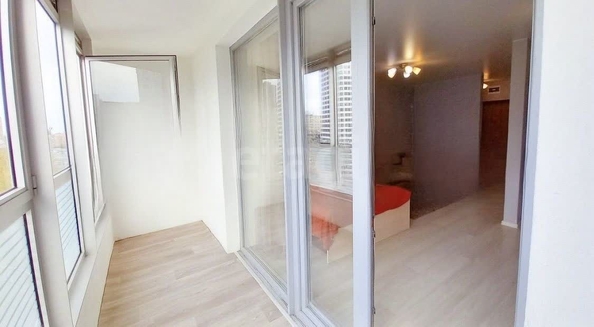 
  Продается студия, 30.3 м², Немировича-Данченко ул, д. 148/2
. Фото 3.