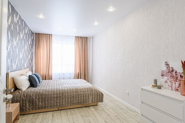 
  Сдам посуточно 2-комн. квартиру, 60 м², Большевистская ул, д. 32/1
. Фото 2.