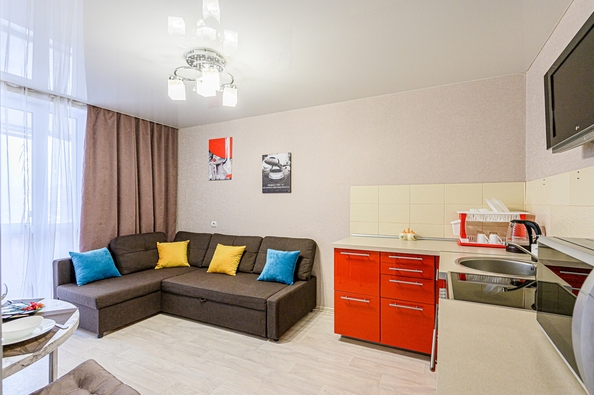 
  Сдам посуточно 2-комн. квартиру, 58 м², Большевистская ул, д. 118
. Фото 3.
