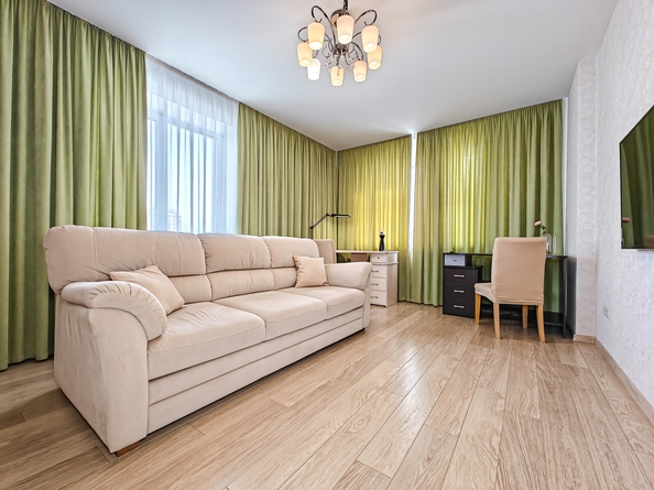 
  Сдам посуточно 2-комн. квартиру, 58 м², Серебряные ключи ул, д. 6
. Фото 3.