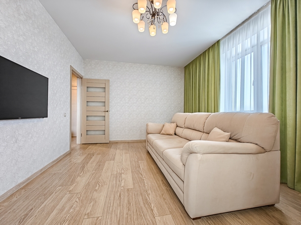 
  Сдам посуточно 2-комн. квартиру, 58 м², Серебряные ключи ул, д. 6
. Фото 4.