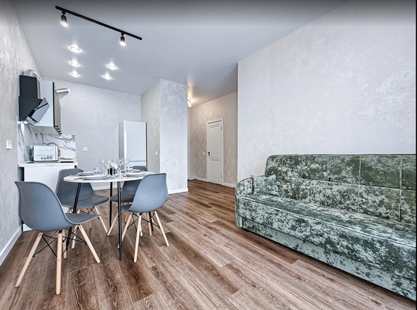 
  Сдам посуточно 2-комн. квартиру, 42 м², Владимира Заровного ул, д. 6/1
. Фото 7.