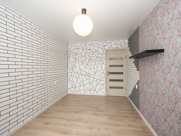 
  Продается 1-комн. квартира, 33.3 м², Кубовая ул, д. 92/1
. Фото 3.