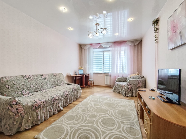 
  Продается 2-комн. квартира, 58 м², Грибоедова ул, д. 119
. Фото 3.