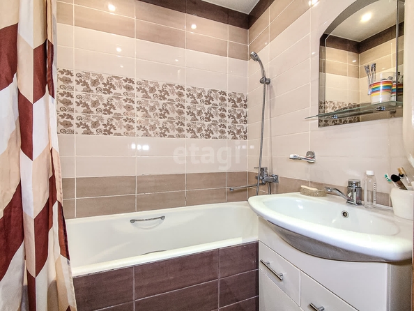 
  Продается 2-комн. квартира, 58 м², Грибоедова ул, д. 119
. Фото 5.