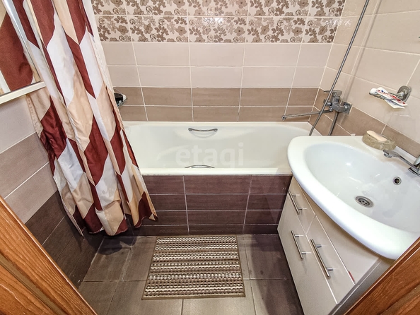 
  Продается 2-комн. квартира, 58 м², Грибоедова ул, д. 119
. Фото 12.