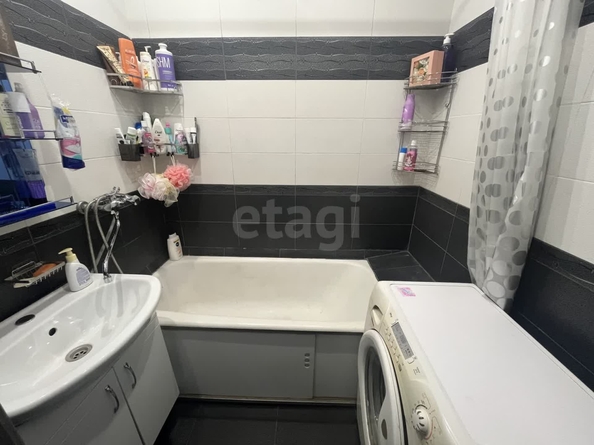 
  Продается 4-комн. квартира, 81 м², Рассветная ул, д. 10/1
. Фото 9.