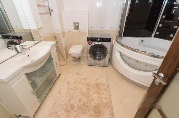 
  Продается 3-комн. квартира, 83 м², Дуси Ковальчук ул, д. 252
. Фото 12.