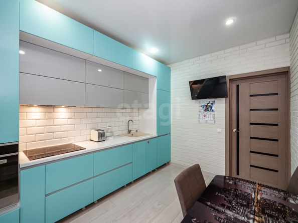 
  Продается 1-комн. квартира, 38 м², Выборная ул, д. 137
. Фото 3.