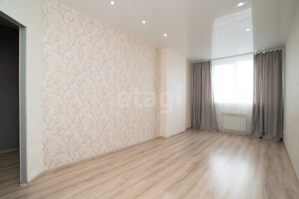 
  Продается 2-комн. квартира, 40 м², Аникина ул, д. 16
. Фото 2.