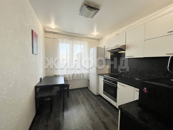 
  Продается 1-комн. квартира, 33.9 м², Громова ул, д. 17
. Фото 5.