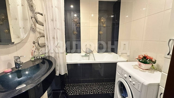 
  Продается 2-комн. квартира, 65 м², Калинина ул, д. 20
. Фото 11.