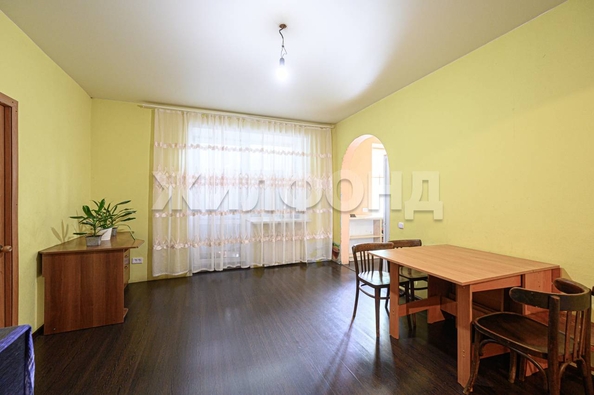 
  Продается 4-комн. квартира, 64.3 м², Дуси Ковальчук ул, д. 181а
. Фото 7.