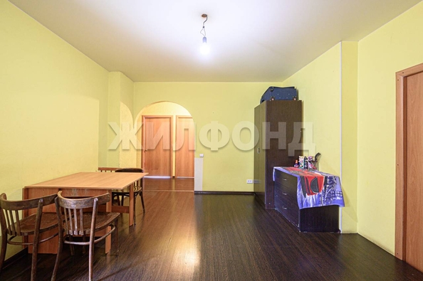 
  Продается 4-комн. квартира, 64.3 м², Дуси Ковальчук ул, д. 181а
. Фото 9.