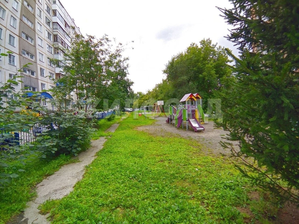 
  Продается 1-комн. квартира, 31.5 м², Есенина ул, д. 10
. Фото 2.