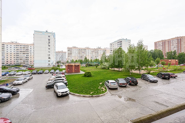
  Продается 3-комн. квартира, 73.3 м², Гребенщикова ул, д. 13
. Фото 3.