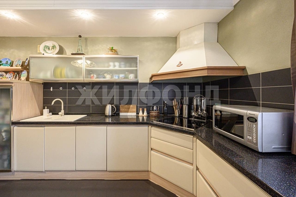 
  Продается дом, 292.7 м², Новосибирск
. Фото 21.
