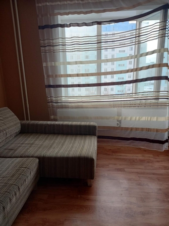 
  Сдается 1-комн. квартира, 32.5 м², Татьяны Снежиной ул
. Фото 4.