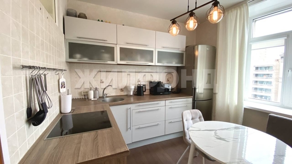 
  Продается 2-комн. квартира, 58.9 м², Красный пр-кт, д. 186
. Фото 2.