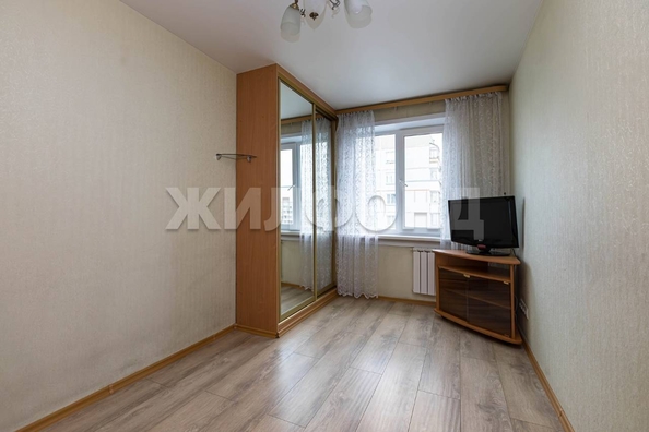 
  Продается 2-комн. квартира, 43.2 м², Бориса Богаткова ул, д. 194/5
. Фото 4.