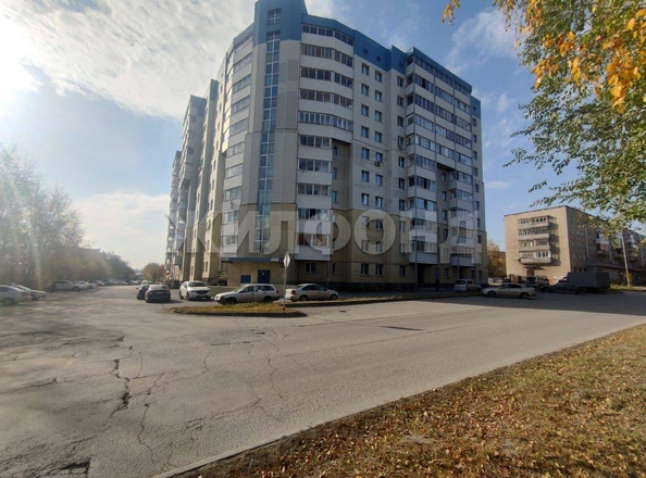 
  Продается 3-комн. квартира, 98.8 м², Вертковская ул, д. 5/3
. Фото 2.