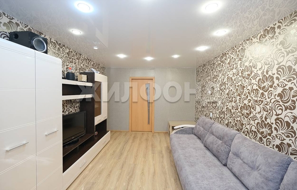 
  Продается 3-комн. квартира, 57.9 м², Петухова ул, д. 134
. Фото 1.