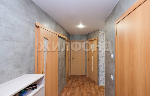 
  Продается 3-комн. квартира, 57.9 м², Петухова ул, д. 134
. Фото 8.