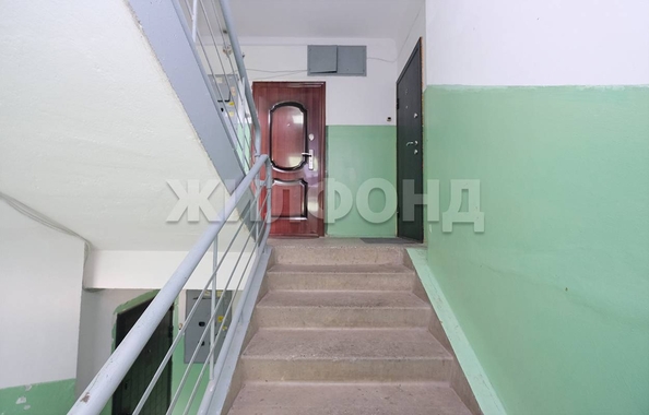 
  Продается 3-комн. квартира, 57.9 м², Петухова ул, д. 134
. Фото 13.