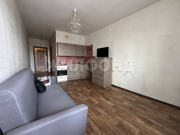 
  Продается 1-комн. квартира, 27.3 м², Первомайская ул, д. 230
. Фото 1.