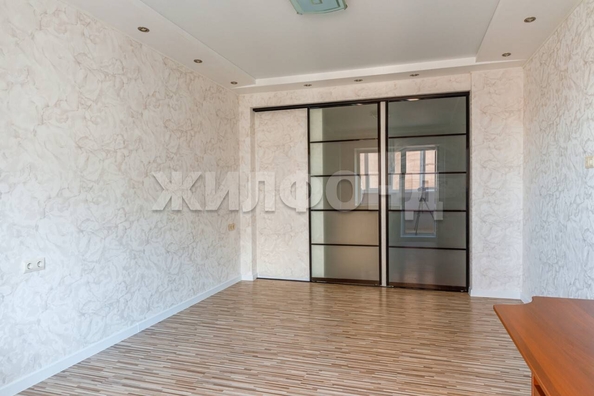 
  Продается 1-комн. квартира, 46 м², Военная ул, д. 9
. Фото 5.