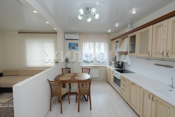 
  Продается 2-комн. квартира, 82.4 м², Толстого ул, д. 56
. Фото 3.