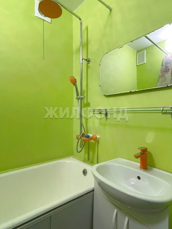 
  Продается 1-комн. квартира, 32.9 м², 1905 года ул, д. 18
. Фото 10.