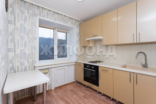 
  Продается 2-комн. квартира, 42.7 м², Степная ул, д. 55
. Фото 6.