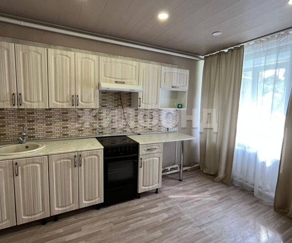 
  Продается 3-комн. квартира, 64.1 м², Школьная ул, д. 7
. Фото 1.