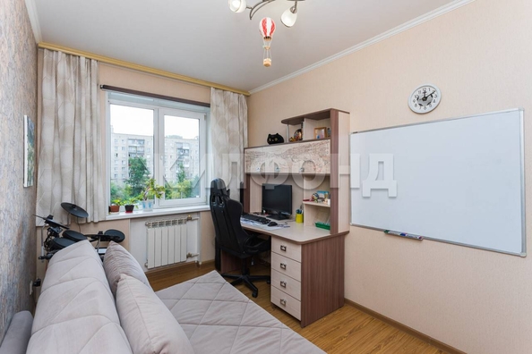 
  Продается 4-комн. квартира, 73.7 м², Челюскинцев ул, д. 15
. Фото 8.