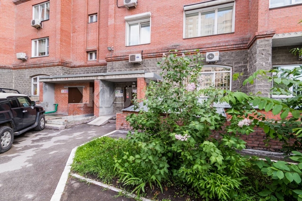 
  Продается 1-комн. квартира, 63.7 м², Семьи Шамшиных ул, д. 4
. Фото 4.