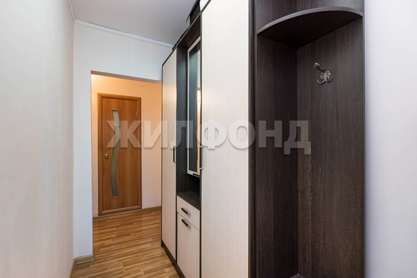 
  Продается 1-комн. квартира, 37.6 м², Связистов ул, д. 15
. Фото 2.