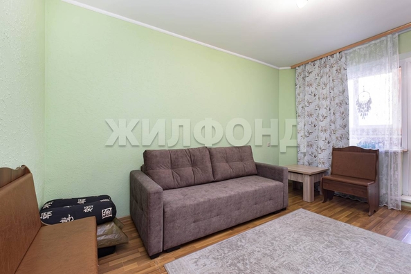 
  Продается 1-комн. квартира, 37.6 м², Связистов ул, д. 15
. Фото 7.