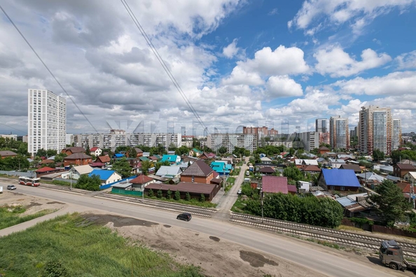
  Продается 1-комн. квартира, 37.6 м², Связистов ул, д. 15
. Фото 11.