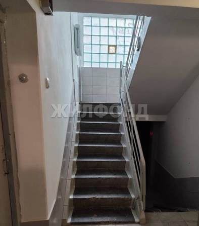 
  Продается 2-комн. квартира, 45 м², Максима Горького ул, д. 104
. Фото 2.