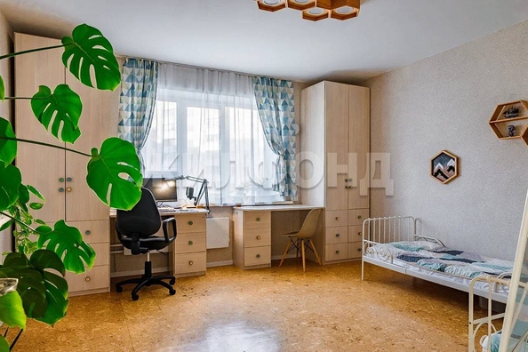 
  Продается 3-комн. квартира, 81 м², Татьяны Снежиной ул, д. 46/1
. Фото 8.