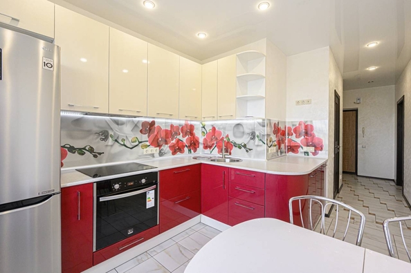 
  Продается 1-комн. квартира, 34.8 м², Бориса Богаткова ул, д. 260/1
. Фото 2.