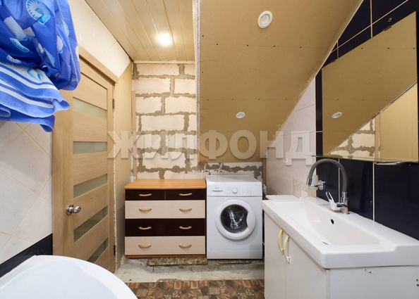 
  Продается 2-комн. квартира, 66.9 м², Локтинская ул (Светлый мкр-н), д. 12
. Фото 11.