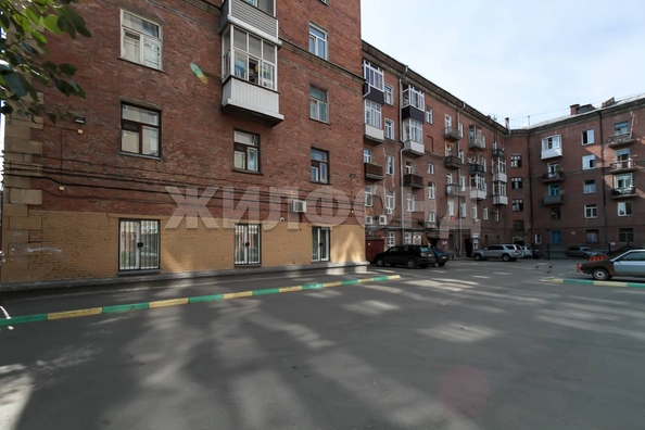 
  Продается комната, 14.7 м², Титова ул, д. 10
. Фото 8.
