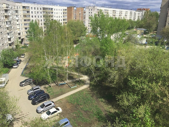 
  Продается 2-комн. квартира, 44.6 м², Есенина ул, д. 12
. Фото 2.