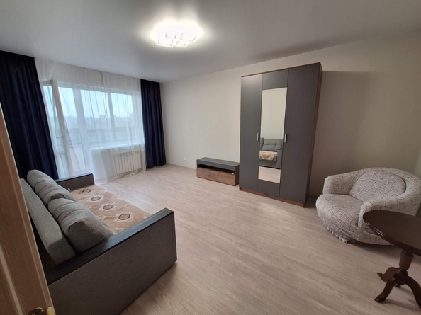 
  Сдается 1-комн. квартира, 36.7 м², Онежская (Приозёрный мкр.) ул
. Фото 1.