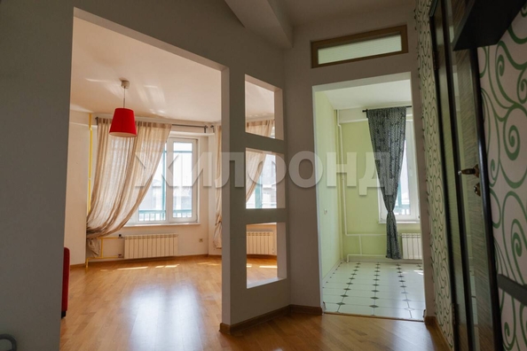 
  Продается 1-комн. квартира, 37.1 м², Советская ул, д. 95
. Фото 6.