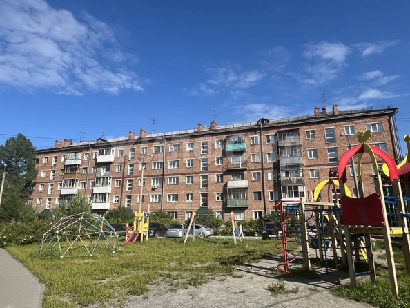 
  Продается 1-комн. квартира, 31.2 м², Молодежи б-р, д. 2
. Фото 8.