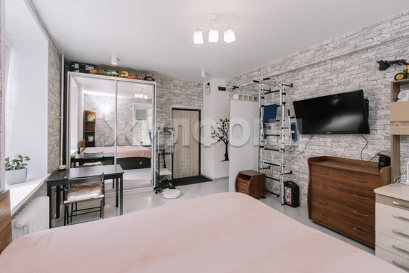 
  Продается 2-комн. квартира, 33 м², Титова ул, д. 7
. Фото 4.