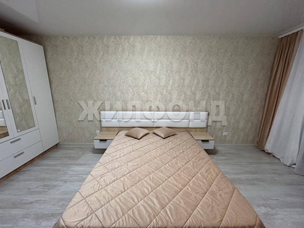 
  Продается 3-комн. квартира, 60.9 м², Есенина ул, д. 15
. Фото 21.